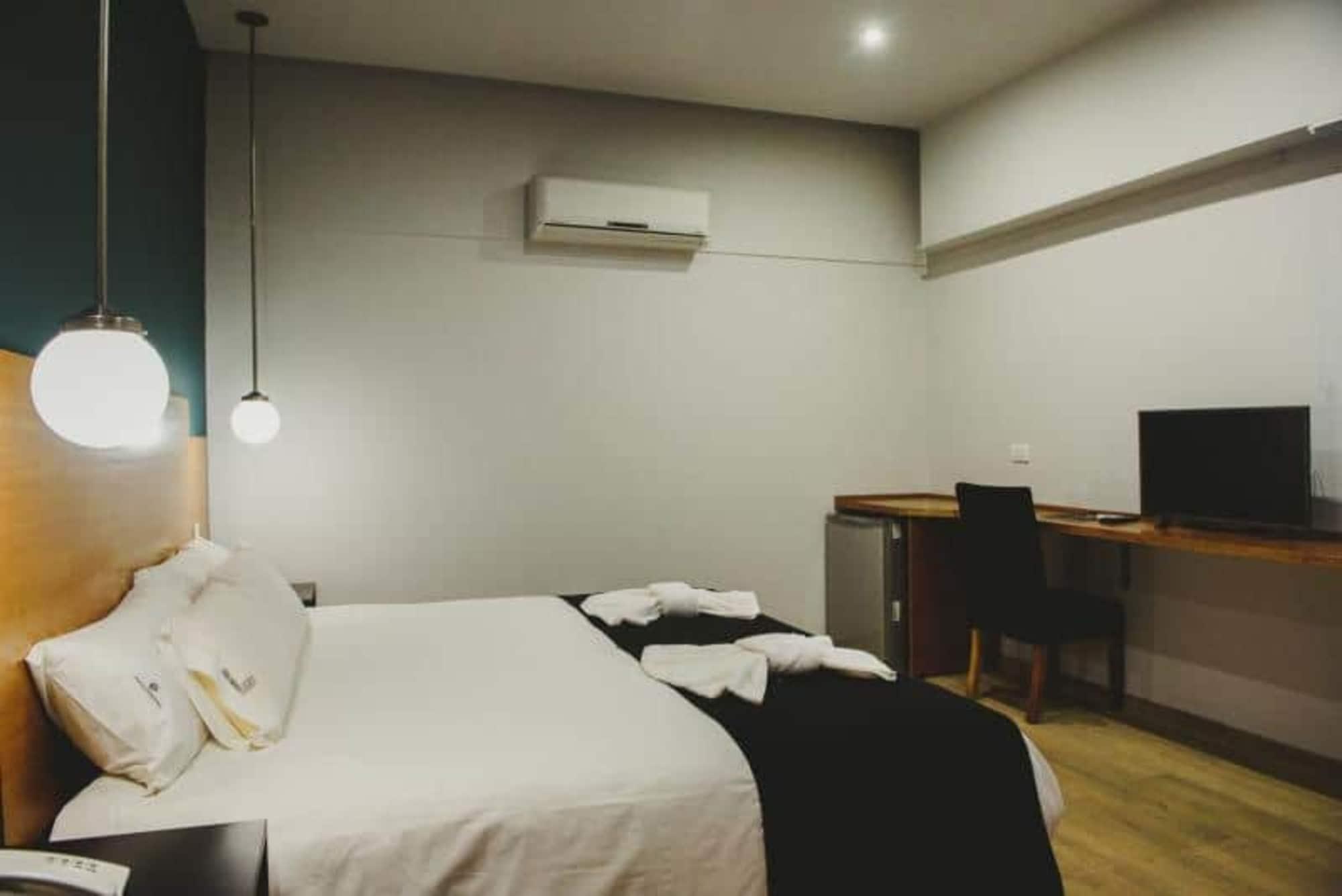 Plaza Paradiso Petit Hotel تشاكراس دي كوريا المظهر الخارجي الصورة