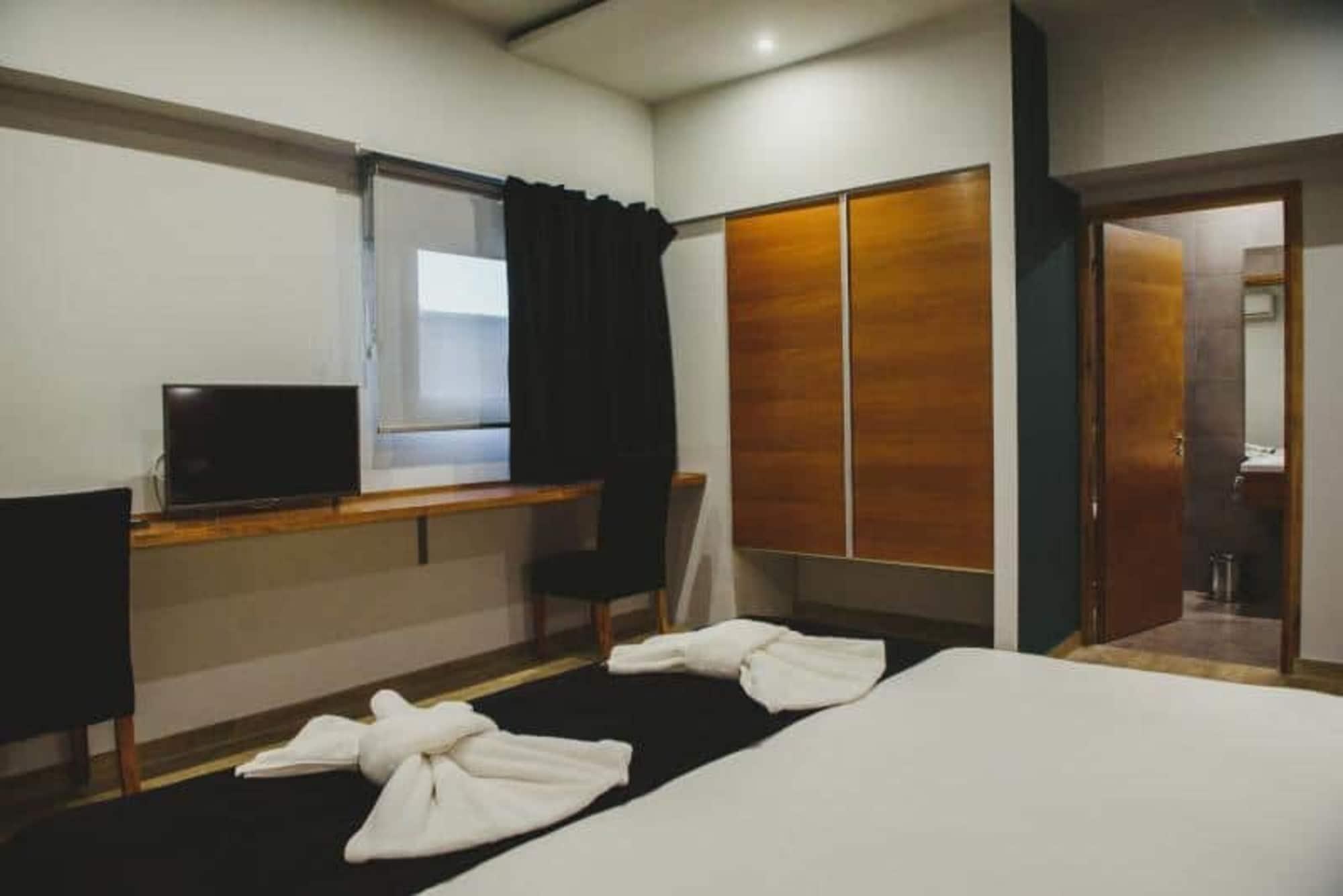 Plaza Paradiso Petit Hotel تشاكراس دي كوريا المظهر الخارجي الصورة