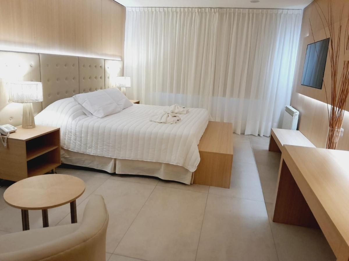 Plaza Paradiso Petit Hotel تشاكراس دي كوريا المظهر الخارجي الصورة