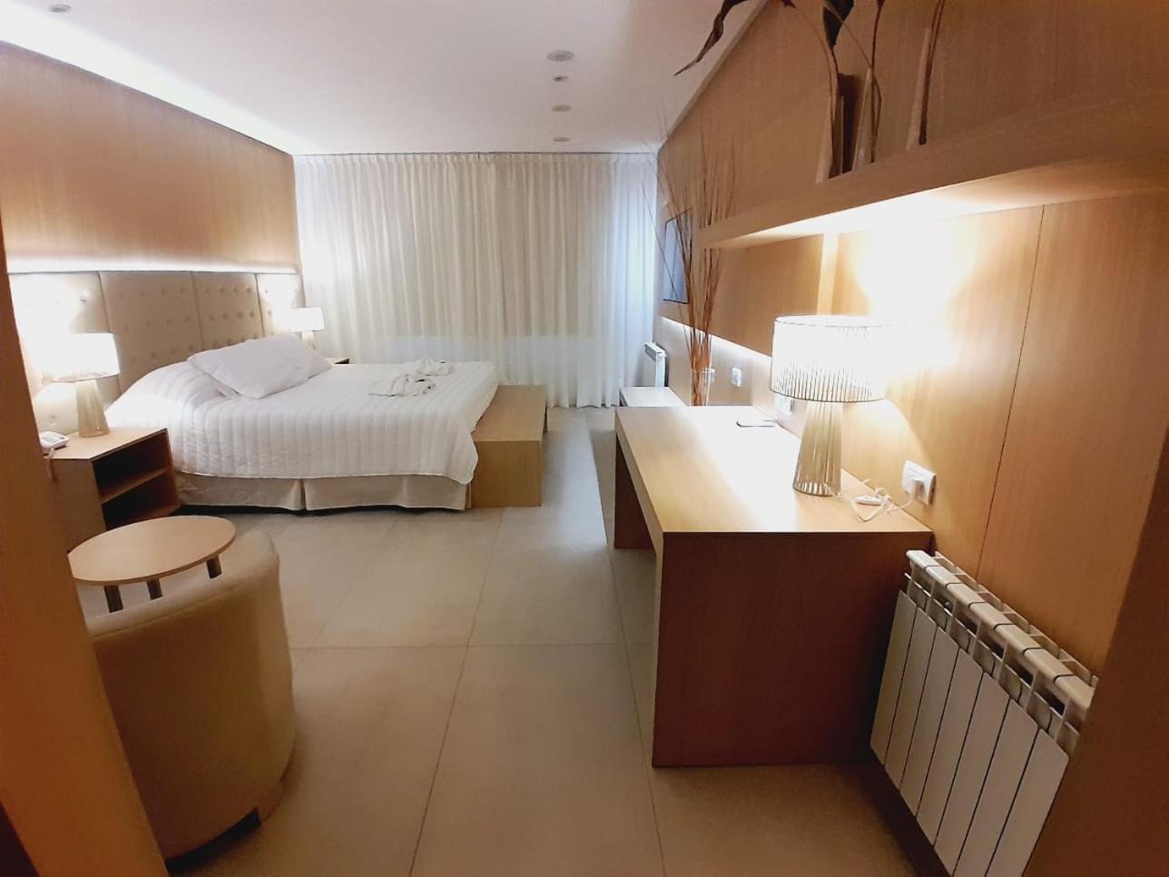 Plaza Paradiso Petit Hotel تشاكراس دي كوريا المظهر الخارجي الصورة